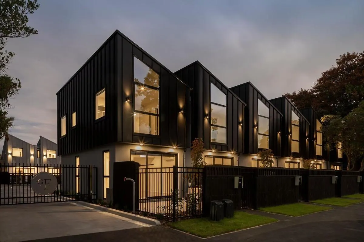 New Three Bedroom Townhouse - Walk To The Cbd! Christchurch 0*,  New Zealand