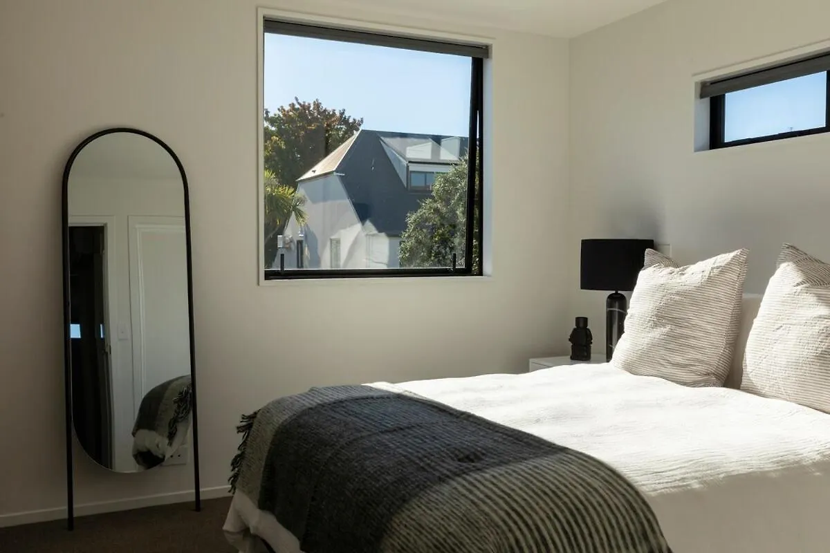 Apartment New Three Bedroom Townhouse - Walk To The Cbd! Christchurch
