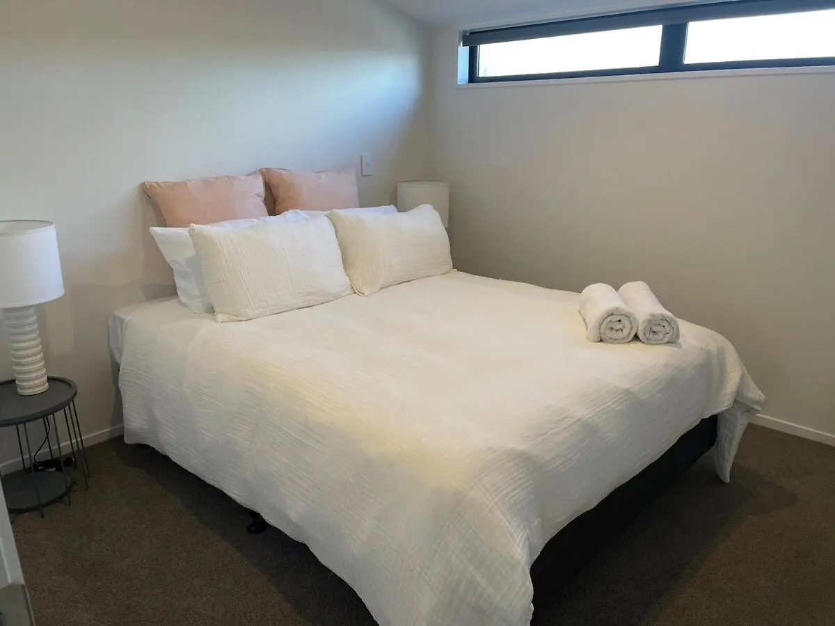 New Three Bedroom Townhouse - Walk To The Cbd! Christchurch New Zealand